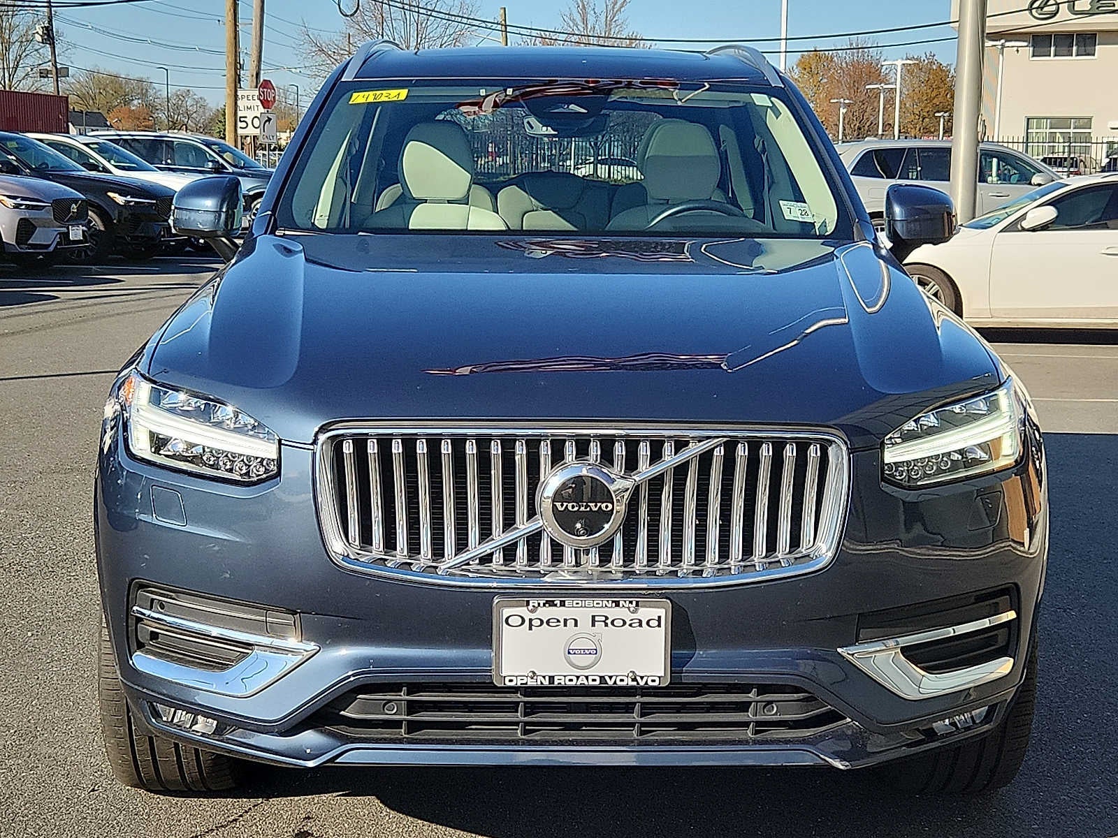 2023 Volvo XC90 Plus