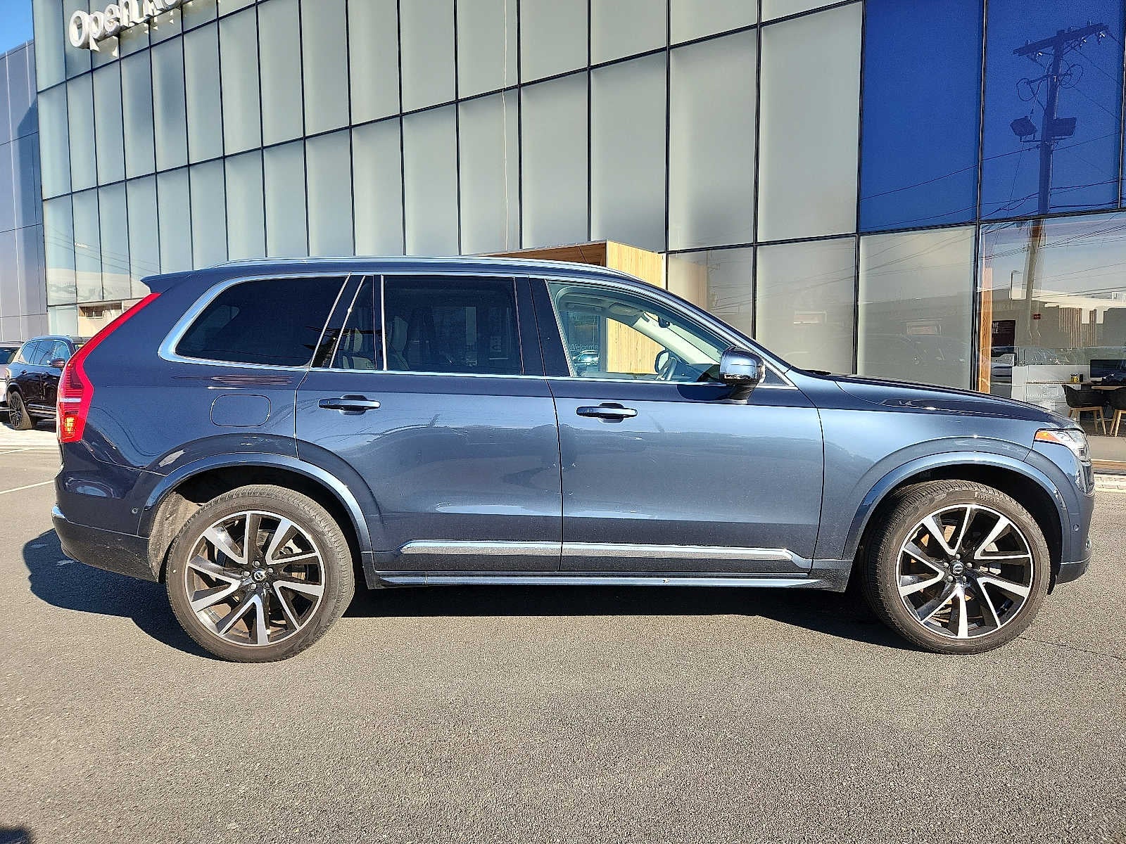 2023 Volvo XC90 Plus