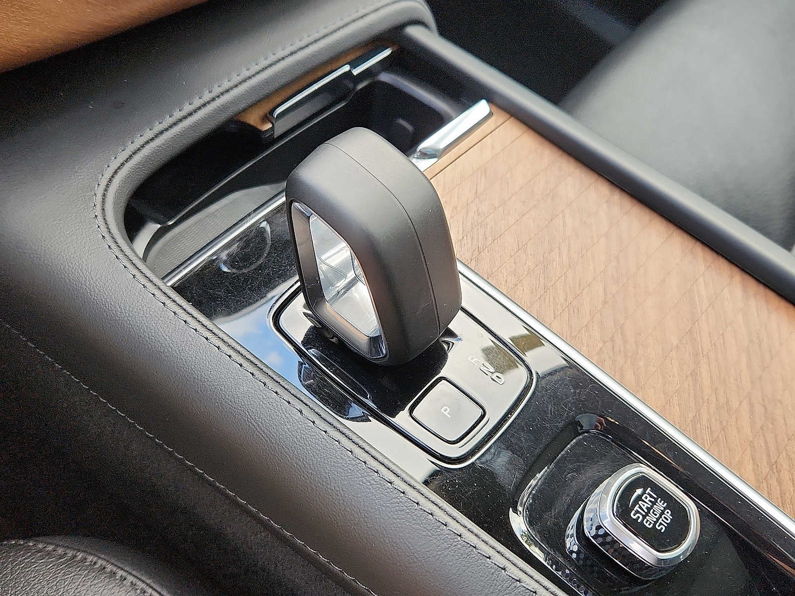 2023 Volvo XC90 Plus