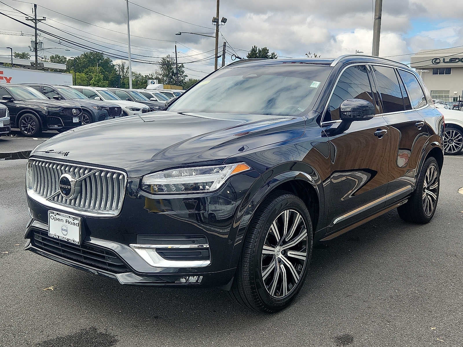 2023 Volvo XC90 Plus