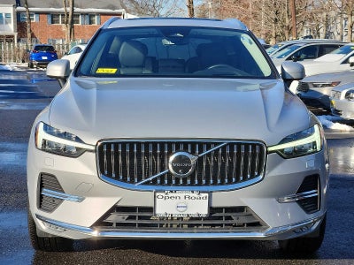 2023 Volvo XC60 Ultimate Bright Theme