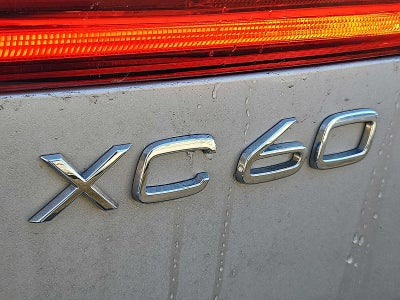 2023 Volvo XC60 Ultimate Bright Theme