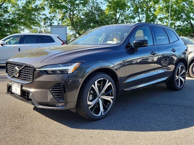 2023 Volvo XC60 Ultimate Dark Theme