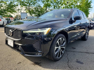 2023 Volvo XC60 Ultimate Dark Theme