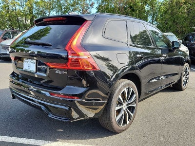 2023 Volvo XC60 Ultimate Dark Theme