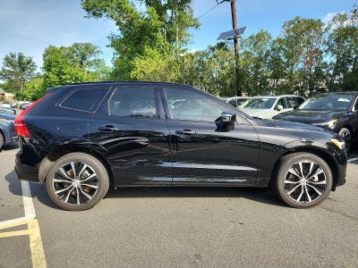 2023 Volvo XC60 Ultimate Dark Theme