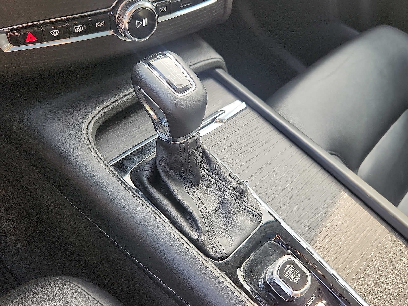 2020 Volvo XC90 Momentum