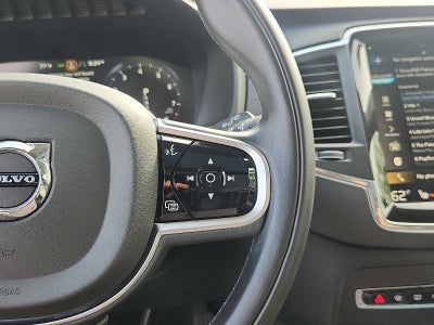 2020 Volvo XC90 Momentum
