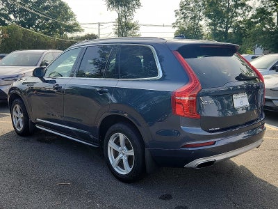 2020 Volvo XC90 Momentum