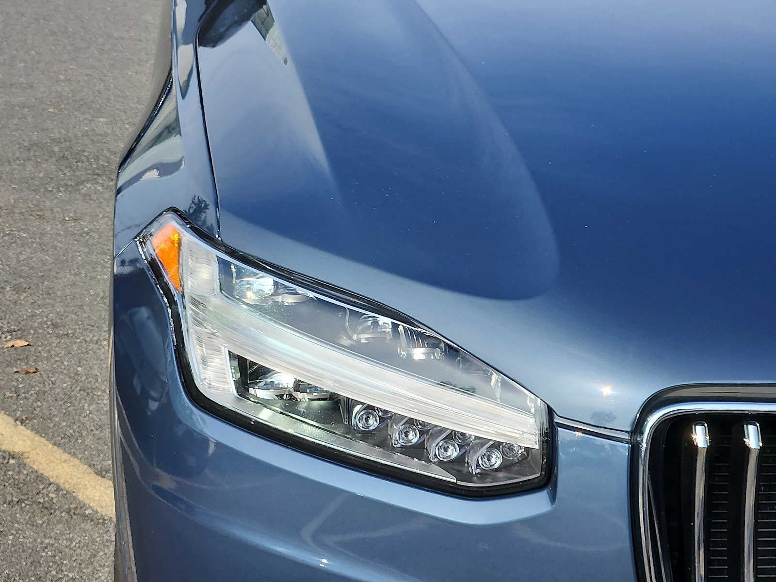 2020 Volvo XC90 Momentum
