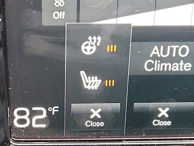 2021 Volvo XC90 Momentum