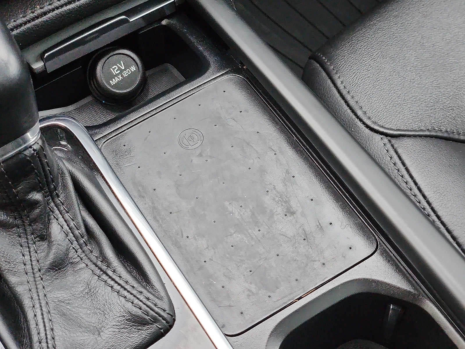 2021 Volvo XC90 Momentum