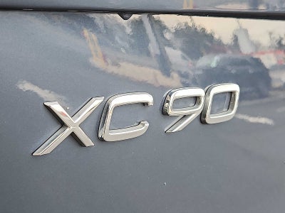 2021 Volvo XC90 Momentum
