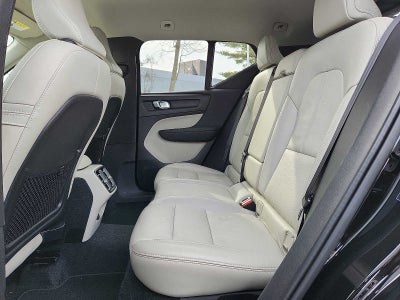 2019 Volvo XC40 Momentum