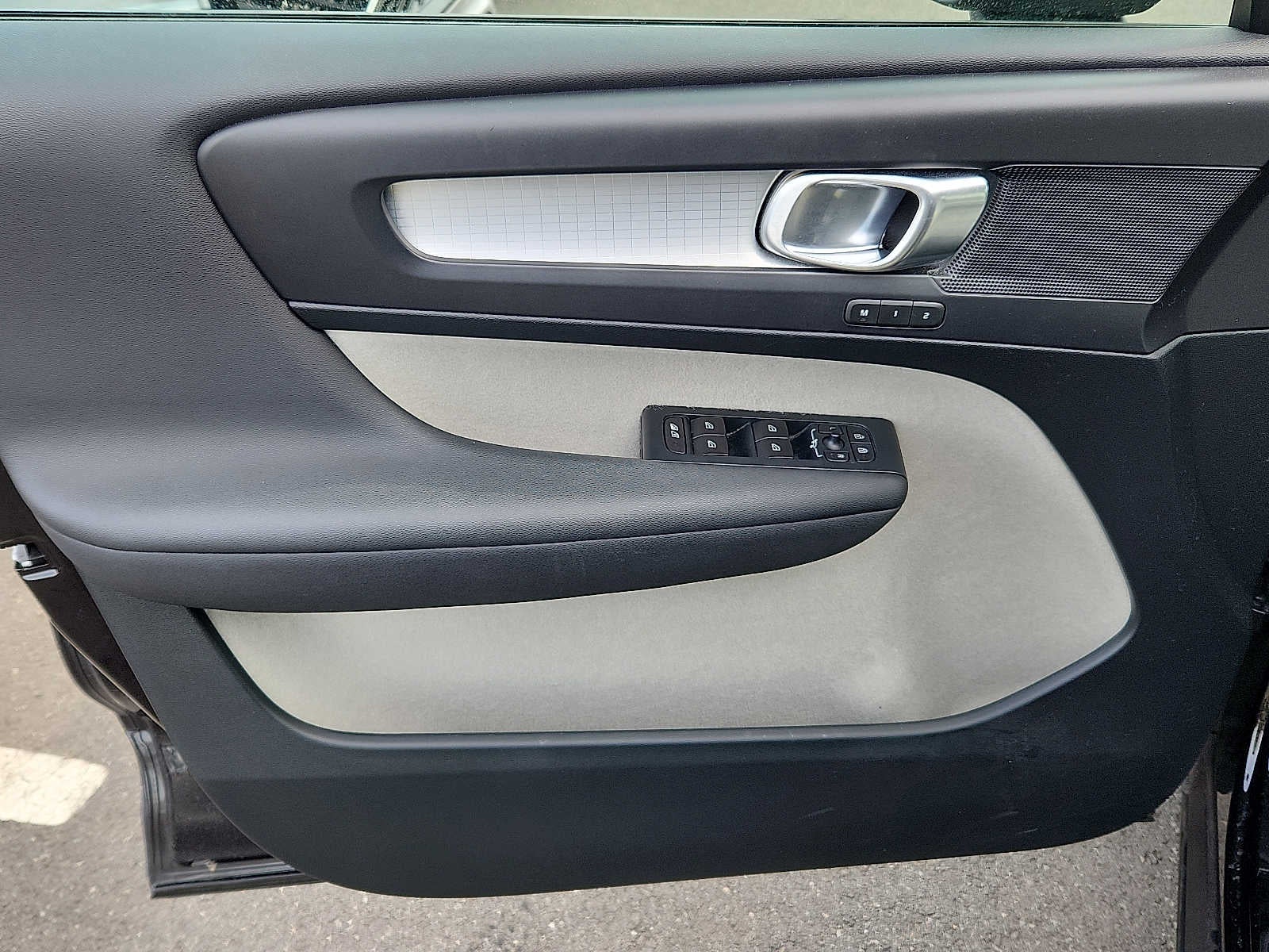 2019 Volvo XC40 Momentum