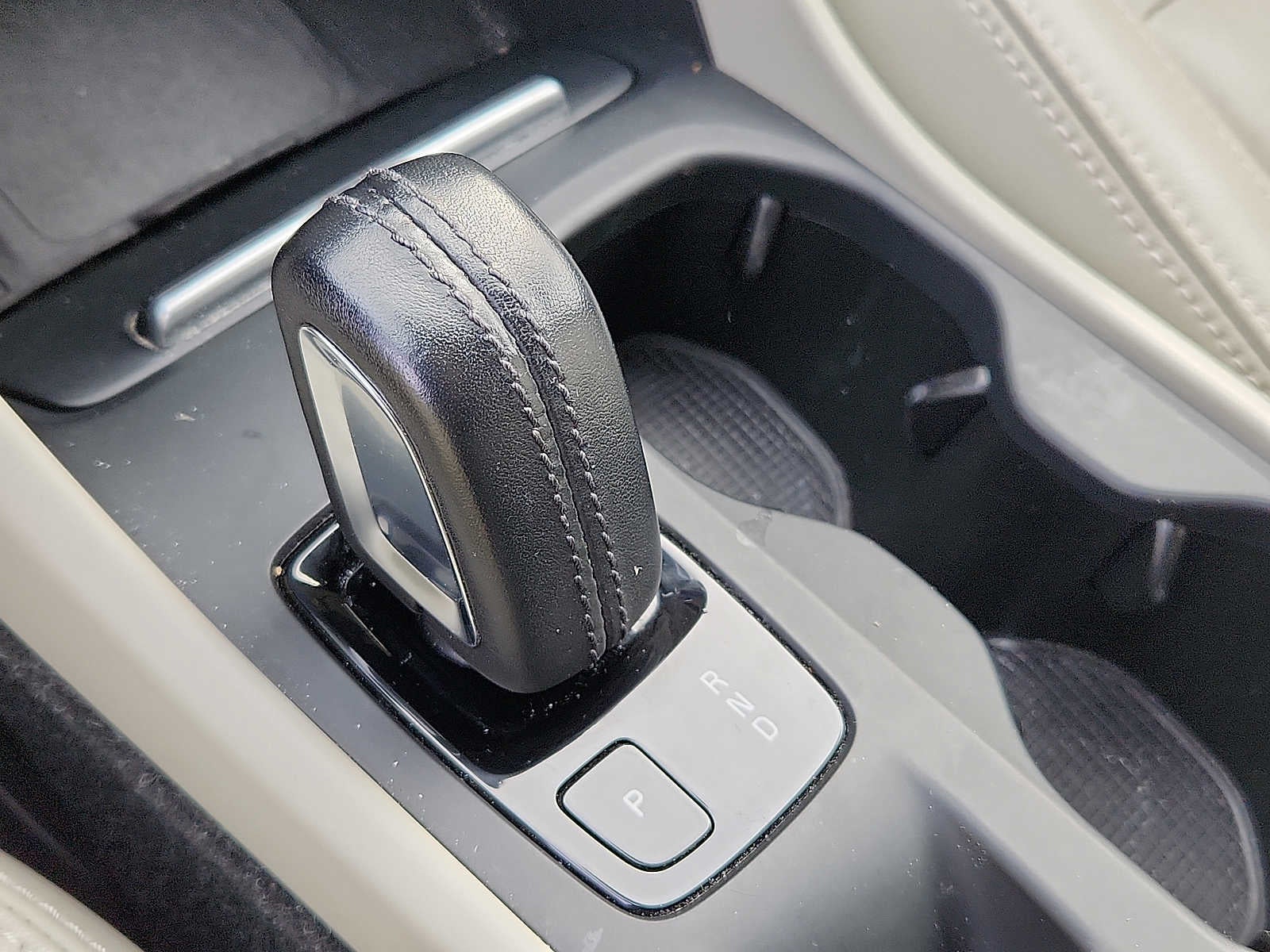 2019 Volvo XC40 Momentum