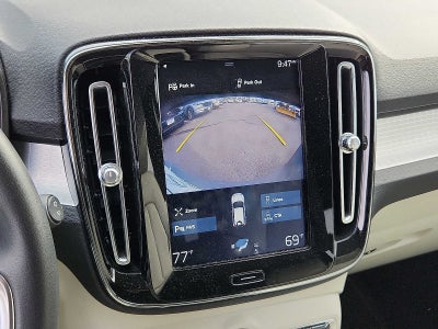 2019 Volvo XC40 Momentum