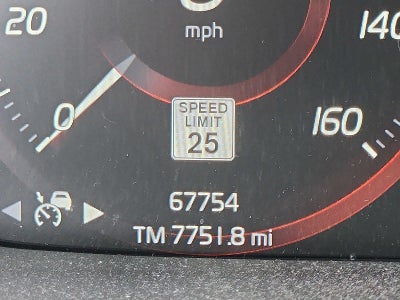 2019 Volvo XC40 Momentum