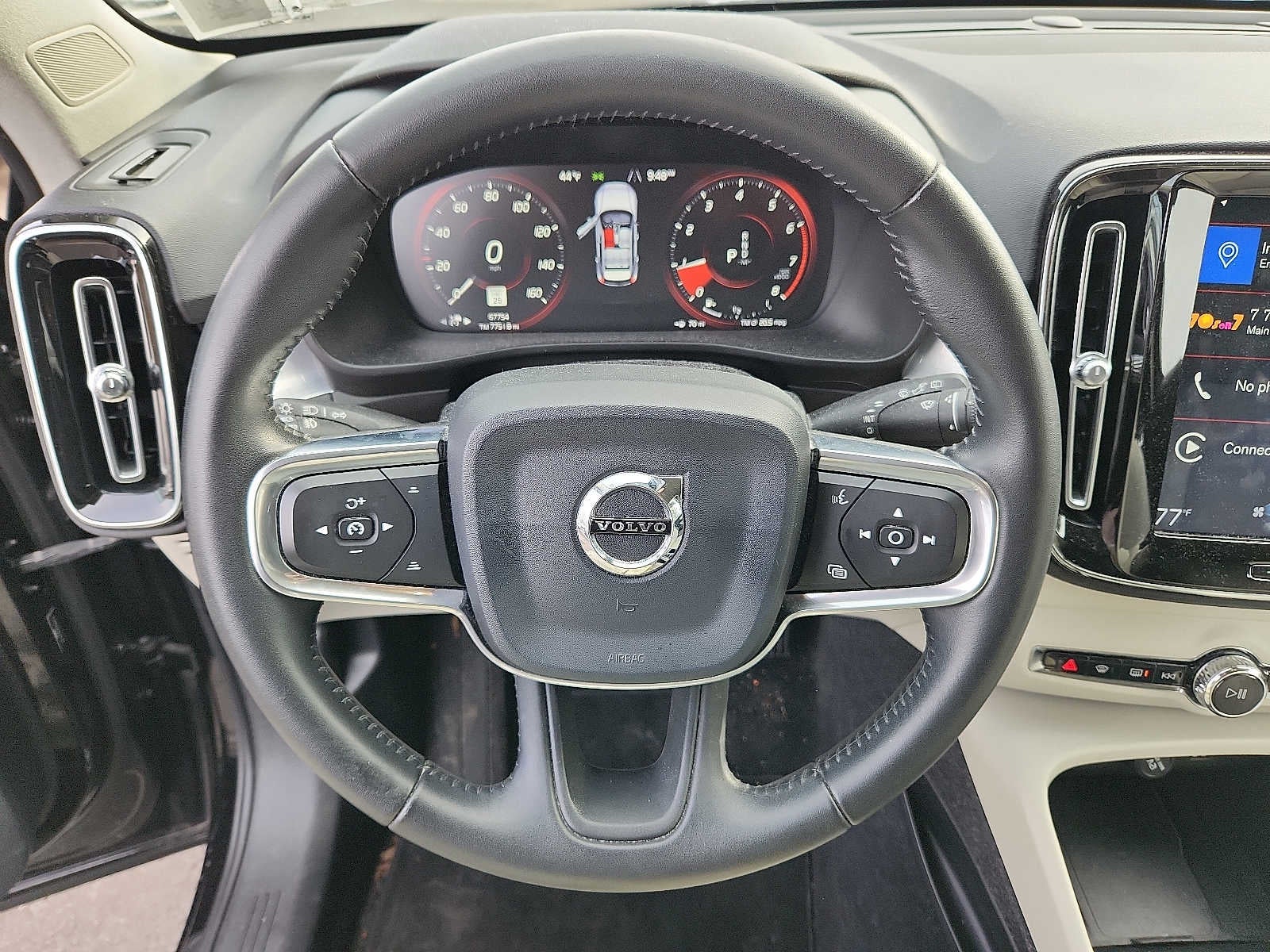 2019 Volvo XC40 Momentum