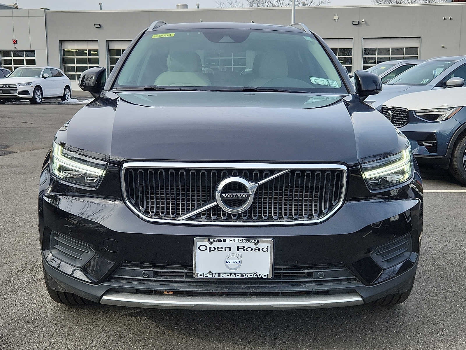 2019 Volvo XC40 Momentum