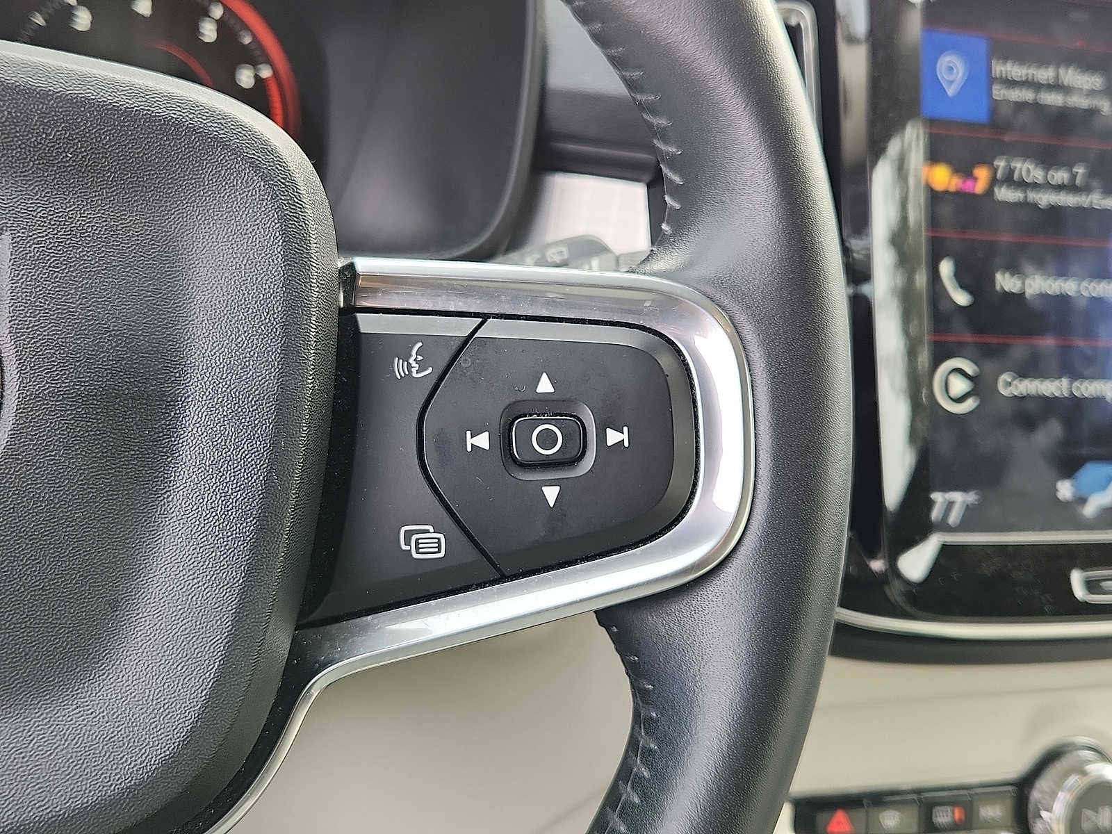 2019 Volvo XC40 Momentum