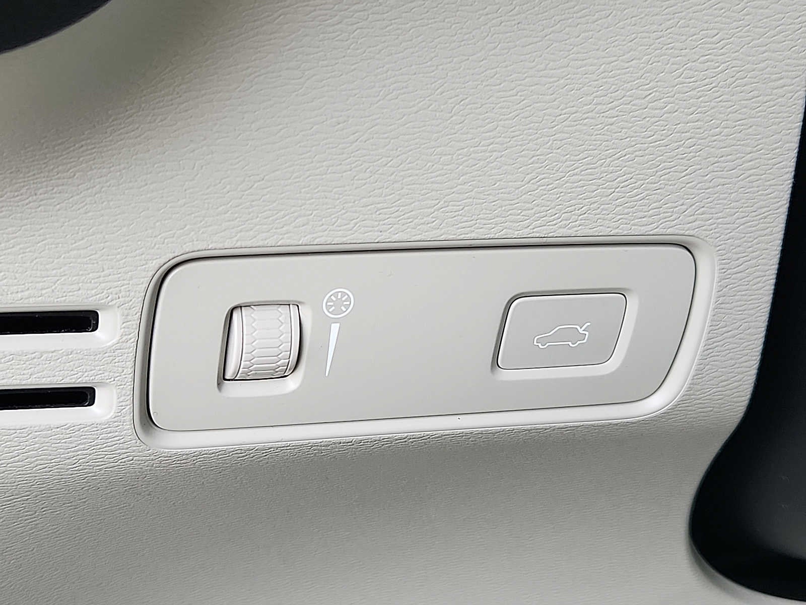 2019 Volvo XC40 Momentum