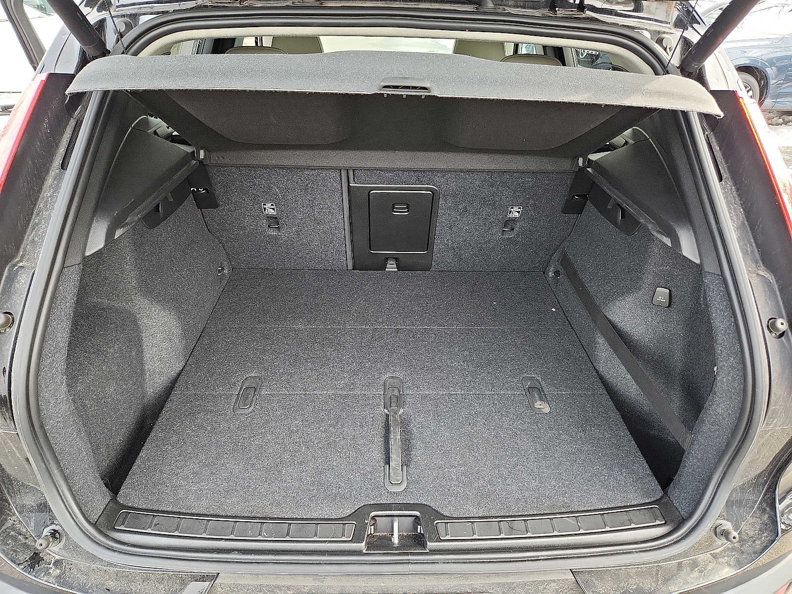 2019 Volvo XC40 Momentum