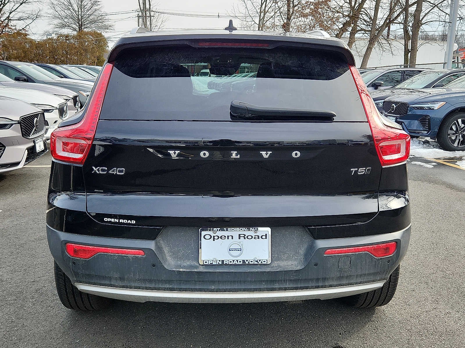 2019 Volvo XC40 Momentum