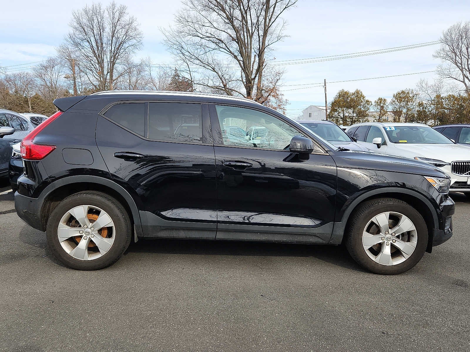 2019 Volvo XC40 Momentum
