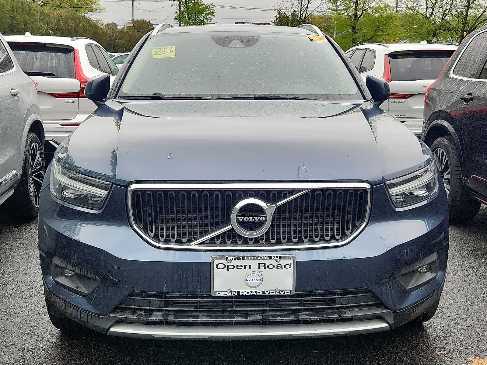 2021 Volvo XC40 Momentum