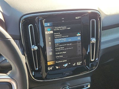 2022 Volvo XC40 R-Design