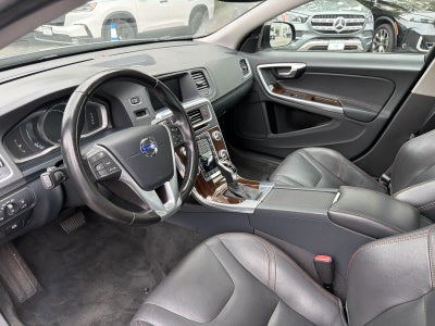 2016 Volvo S60 Cross Country T5 Platinum