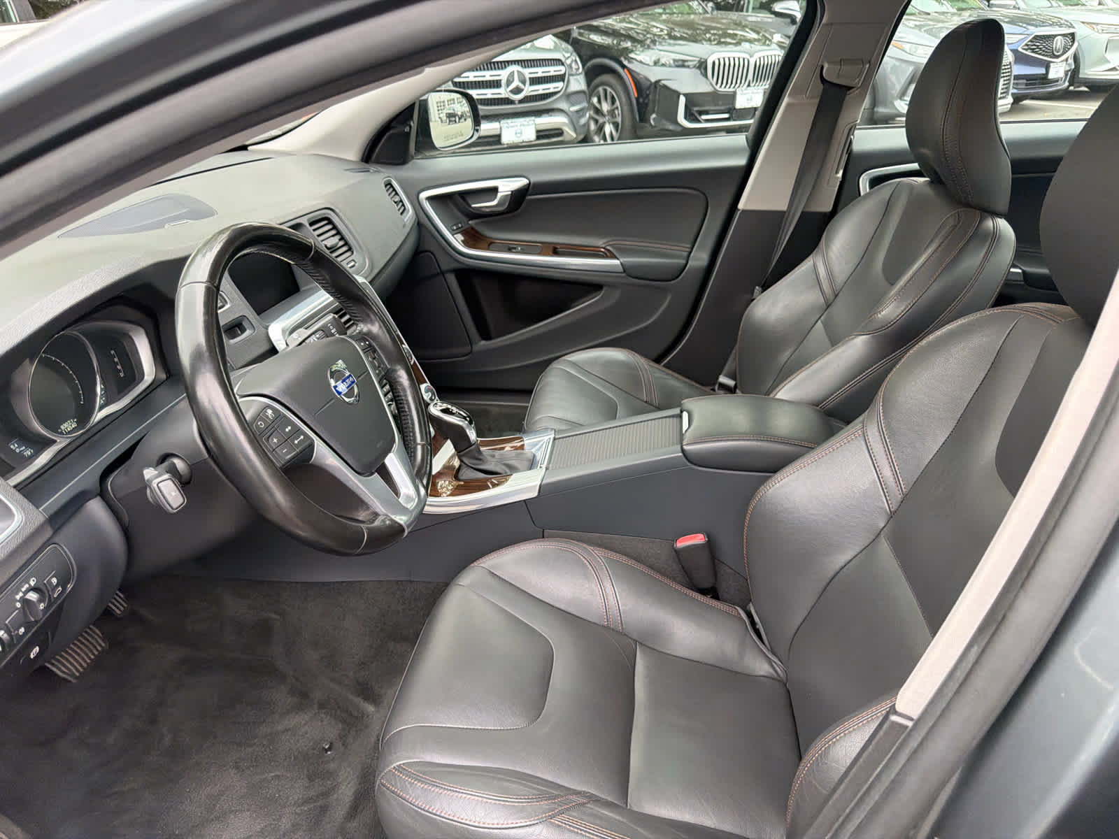 2016 Volvo S60 Cross Country T5 Platinum