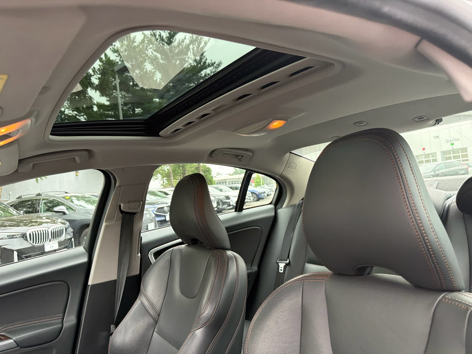2016 Volvo S60 Cross Country T5 Platinum