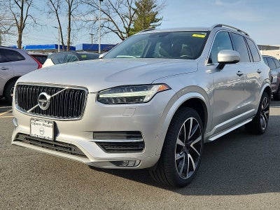 2018 Volvo XC90 Momentum