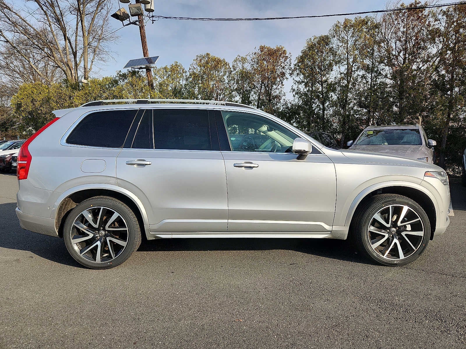 2018 Volvo XC90 Momentum