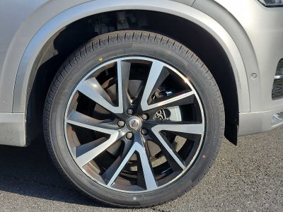 2018 Volvo XC90 Momentum