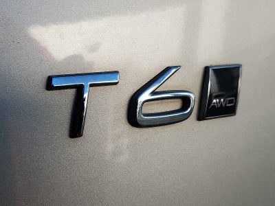 2017 Volvo XC90 Momentum