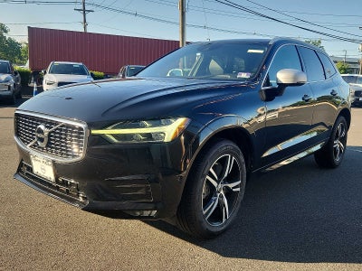 2019 Volvo XC60 R-Design