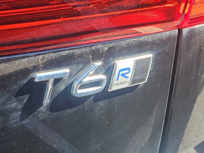 2019 Volvo XC60 R-Design