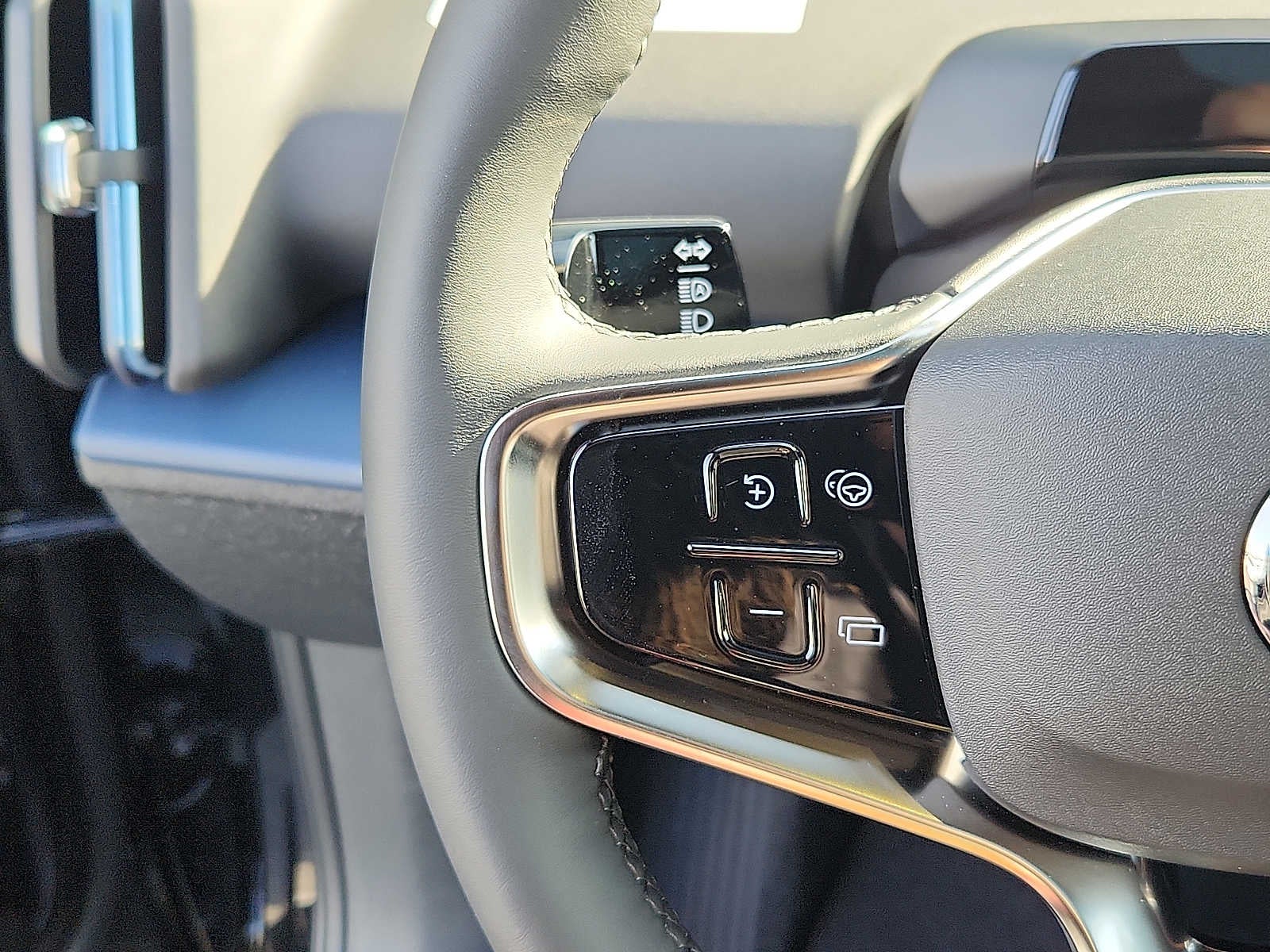2026 Volvo EX30 Ultra