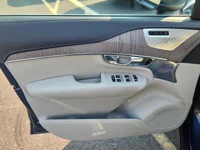 2023 Volvo XC90 Recharge Plug-In Hybrid Ultimate
