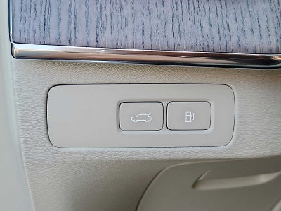2023 Volvo XC90 Recharge Plug-In Hybrid Ultimate