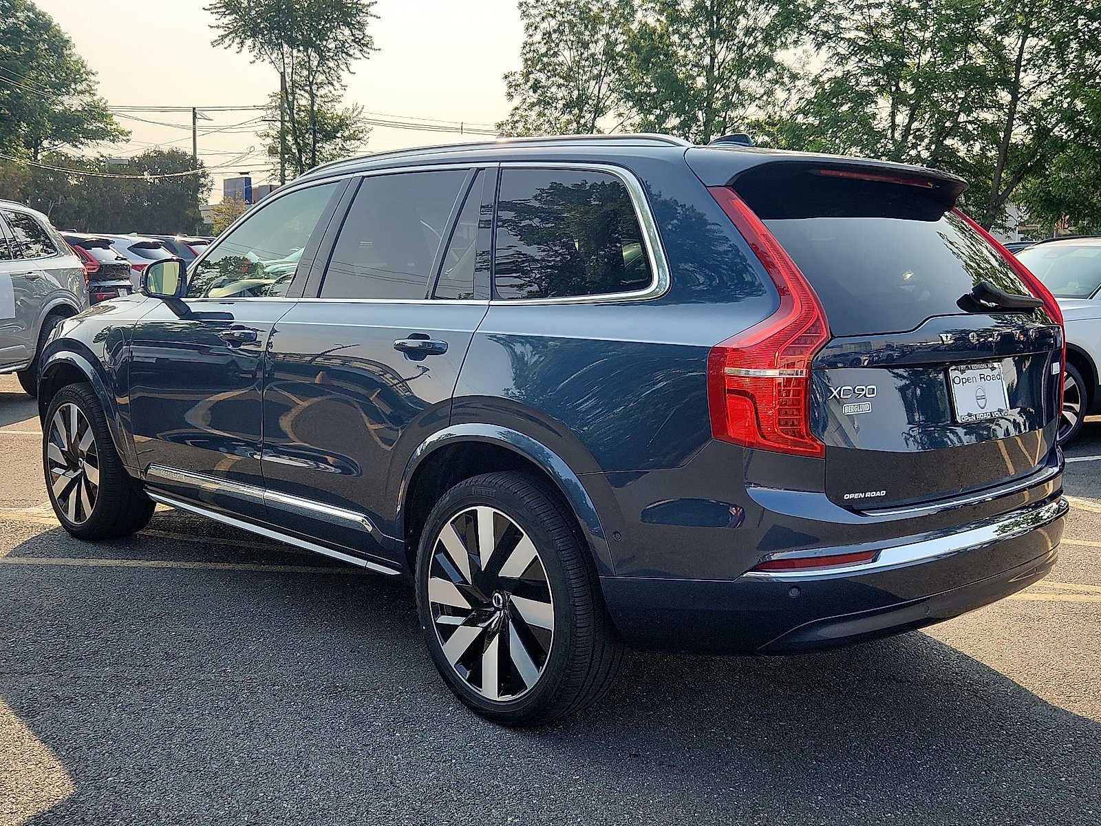 2023 Volvo XC90 Recharge Plug-In Hybrid Ultimate