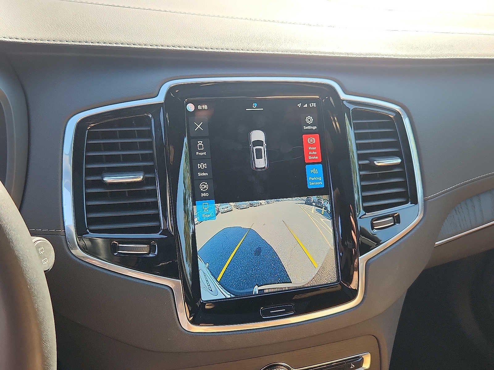2023 Volvo XC90 Recharge Plug-In Hybrid Ultimate Bright Theme