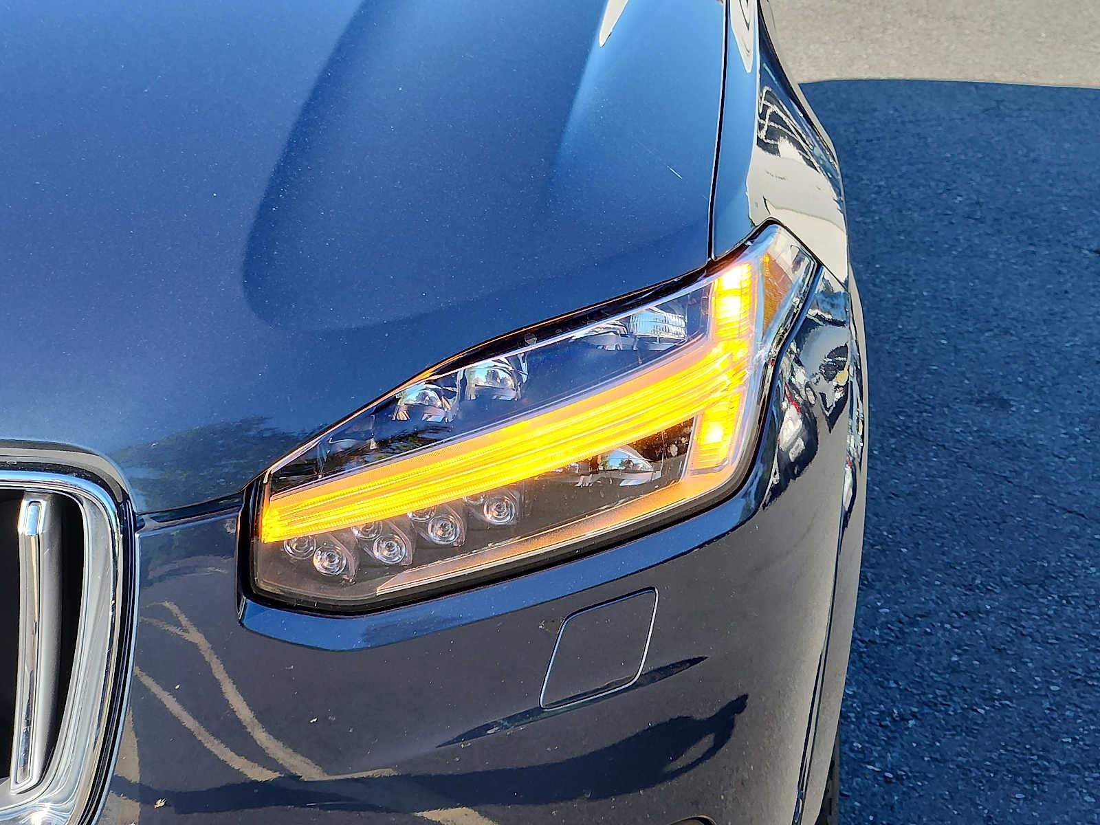 2023 Volvo XC90 Recharge Plug-In Hybrid Ultimate Bright Theme