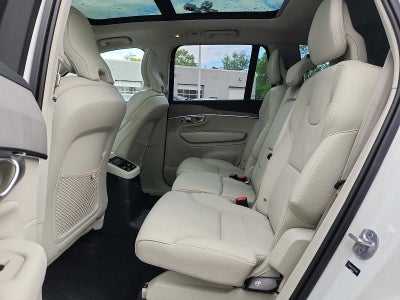 2024 Volvo XC90 Recharge Plug-In Hybrid Plus Bright Theme