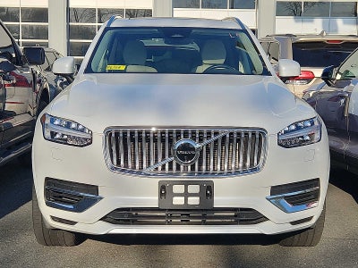2024 Volvo XC90 Recharge Plug-In Hybrid Plus Bright Theme