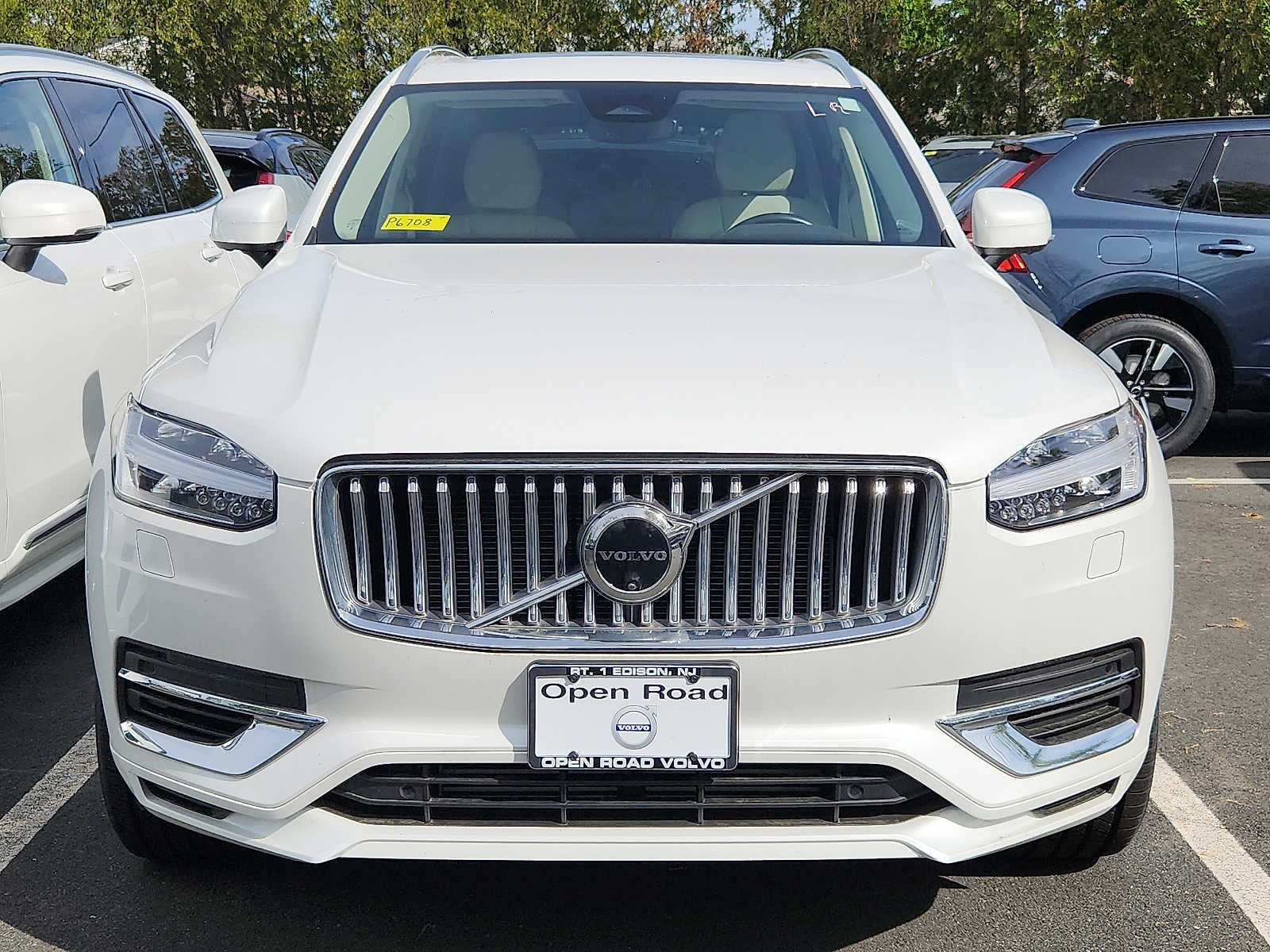 2024 Volvo XC90 Recharge Plug-In Hybrid Plus Bright Theme
