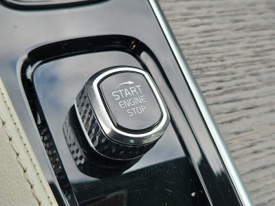 2024 Volvo XC90 Recharge Plug-In Hybrid Plus Bright Theme